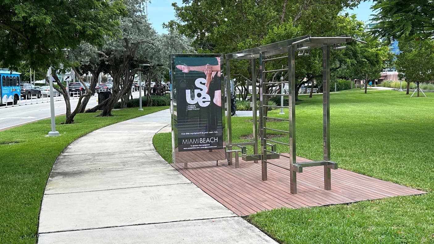 USE station integrated in a park path